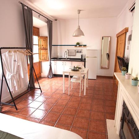 Barbatuke Bed&Breakfast Malaga Bagian luar foto